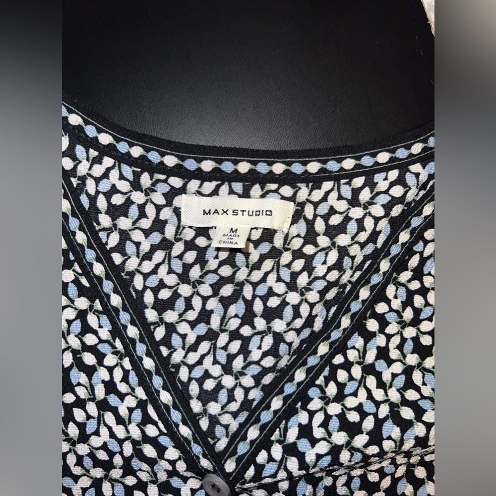 Max Studio Button Down Front Knot Blouse With Flo… - image 4